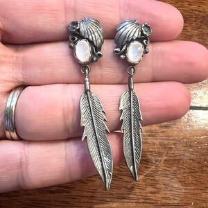 Vintage Native American Navajo Sterling Silver Mother of Pearl Feather Earrings